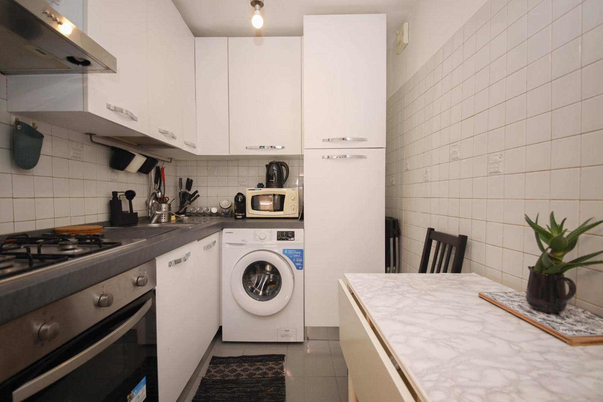 B Live By Ghor Apartamento